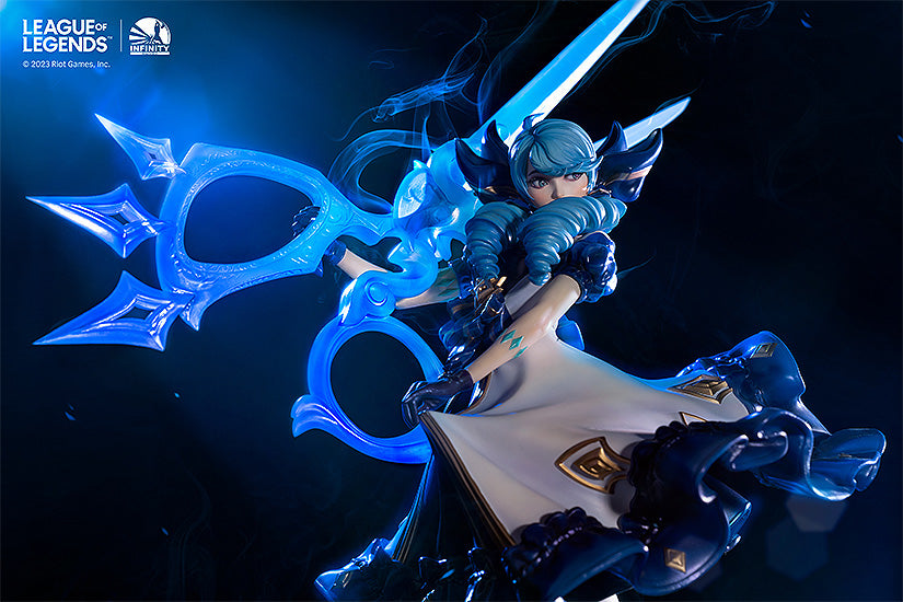 Holy Seamstress Gwen 1/6 Scale Figure