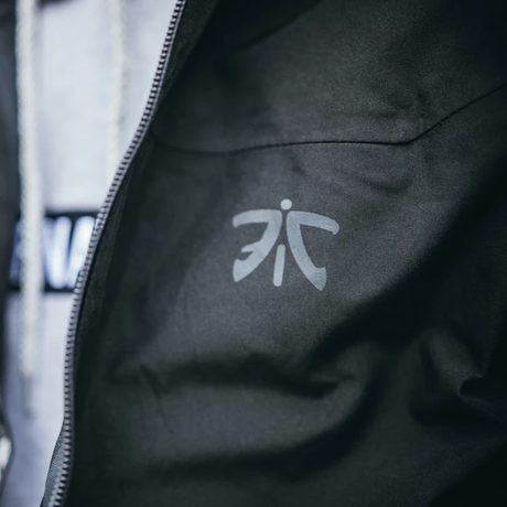 Fnatic Blackline 2.0 Outerwear Jacket "Retro Logo Edition"