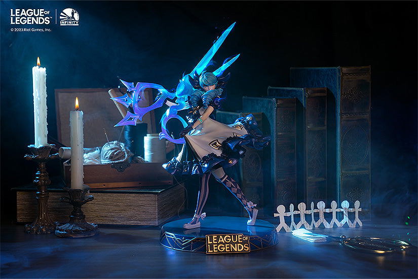 Holy Seamstress Gwen 1/6 Scale Figure