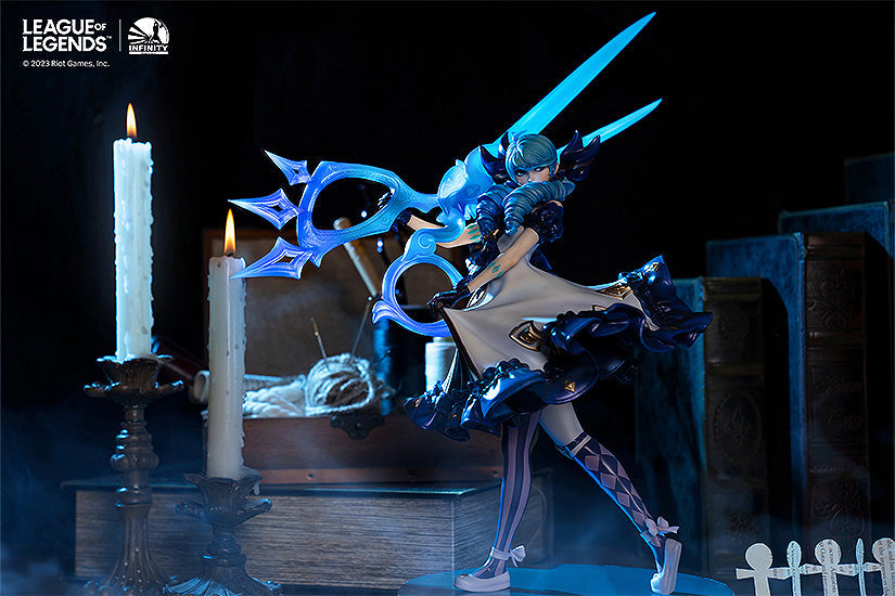Holy Seamstress Gwen 1/6 Scale Figure